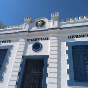 Foto da fachada do Forte Marechal Hermes.